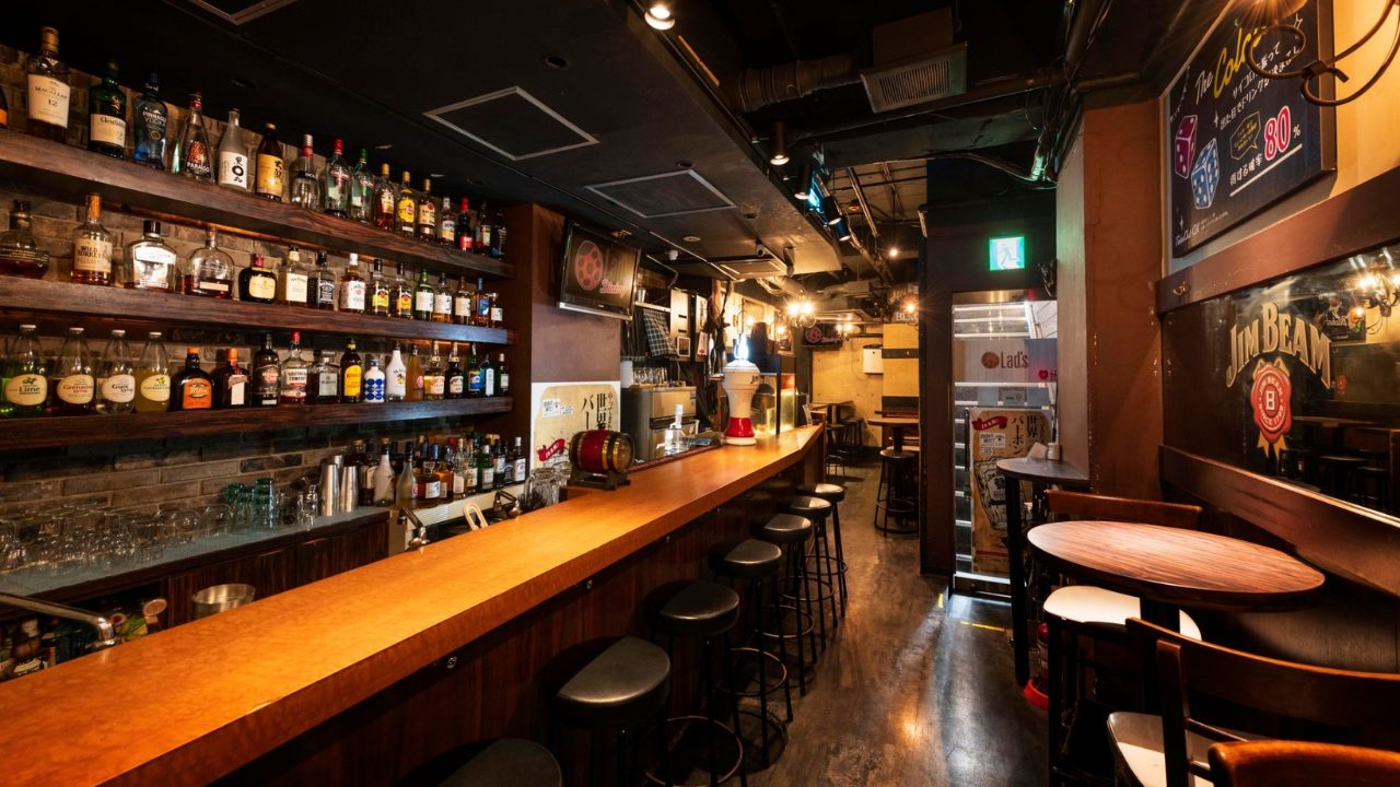 Lad's Dining 新宿店の店内